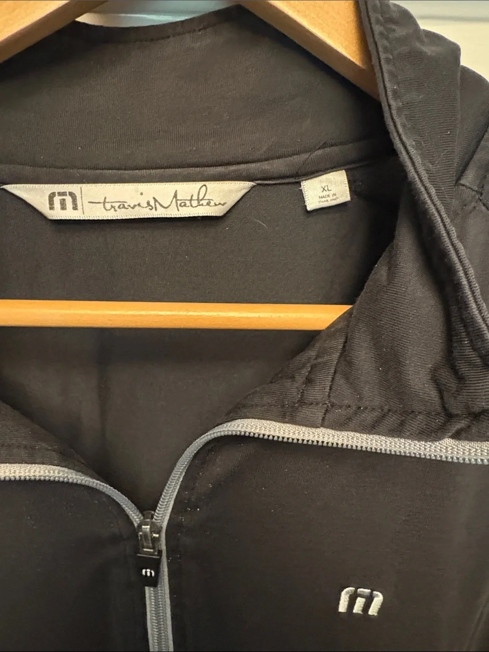 Travis Matthew Black Quarter-Zip Pullover XL
